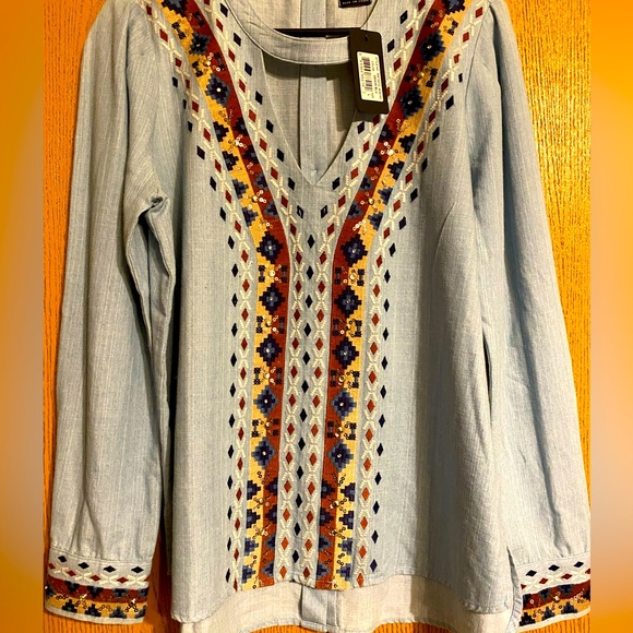 NWT Miss Me ladies light blue top, with embroidery around the neck and front - Picture 2 of 8